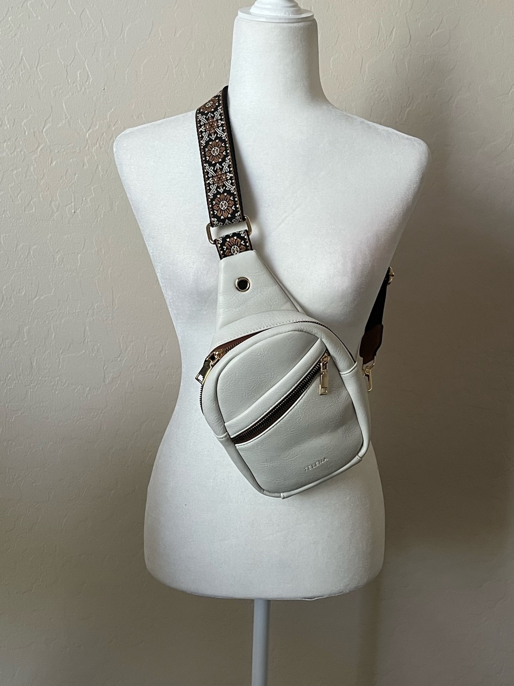Cross Body Bag Off White